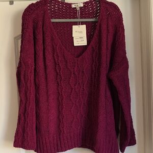 NWT Oversized S/M Miracle Women's V-Neck Cable Knit Sweater - Burgundy